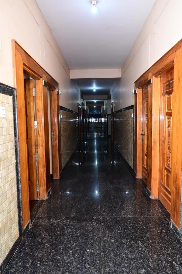 Jaya Paradise Māvalli Dış mekan fotoğraf